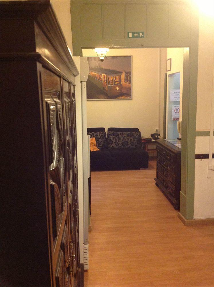 New Aljubarrota Guest House Lisboa Dış mekan fotoğraf