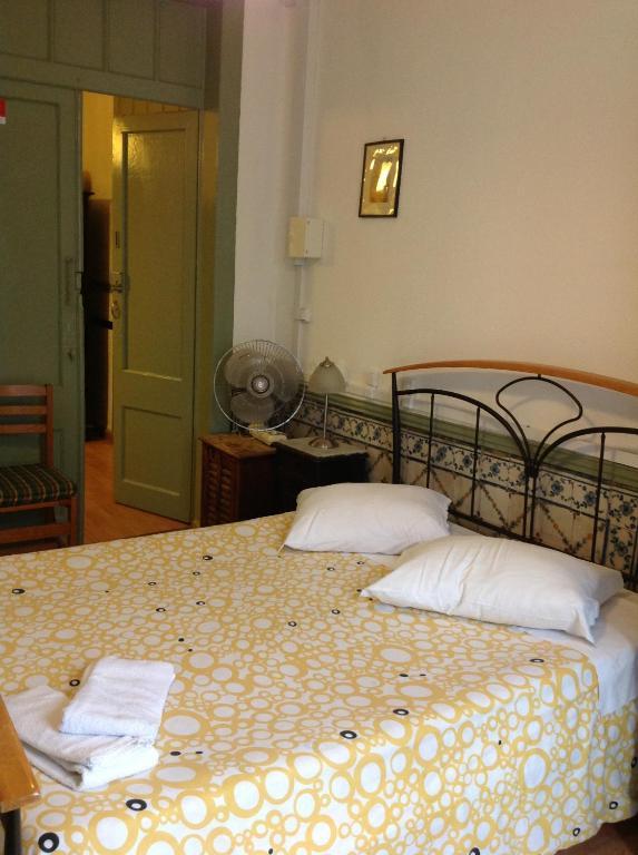 New Aljubarrota Guest House Lisboa Oda fotoğraf