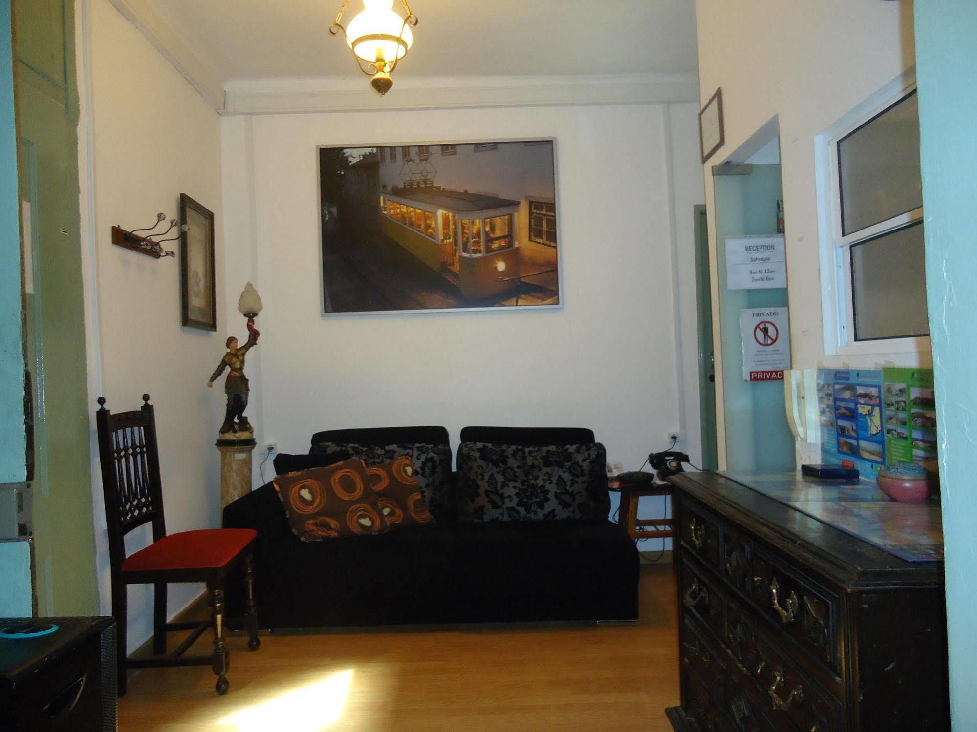 New Aljubarrota Guest House Lisboa Dış mekan fotoğraf